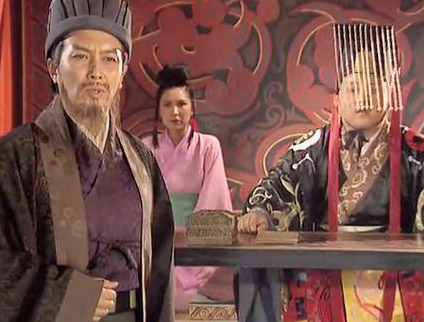 刘封作为刘备的义子 诸葛亮为什么要弄死他