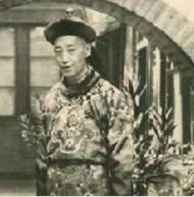 历史上最后一个太监，还出了一本书