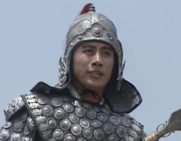 都是三国时期蜀汉将领，马超与赵云的战斗力谁强