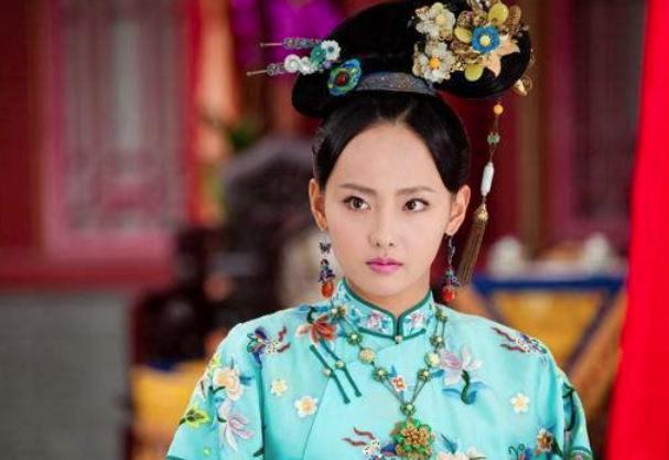 她是咸丰的第一个女人，最后却被逼悬梁自尽