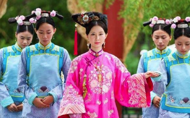 她是咸丰的第一个女人，最后却被逼悬梁自尽