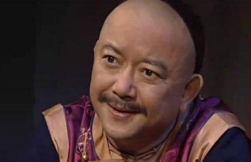 和珅被抄出了多少家底