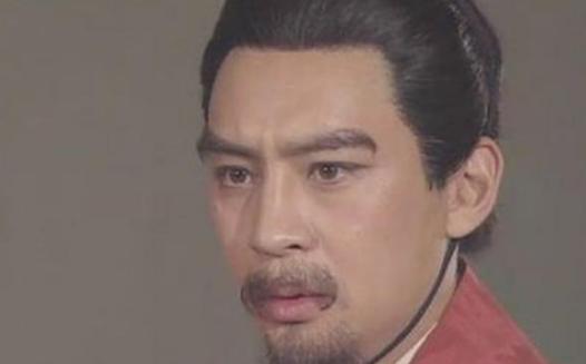 曹操本来可以收获一员大将，刘备从中斡旋不但赚取好名声还除了劲敌！