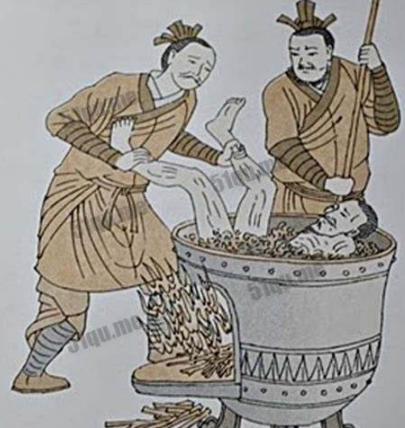 此人为汉武帝解决财政危机，为什么落得被烹的下场