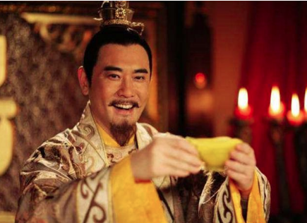 皇帝分别给两个儿子送了10个美女，结果分别如何