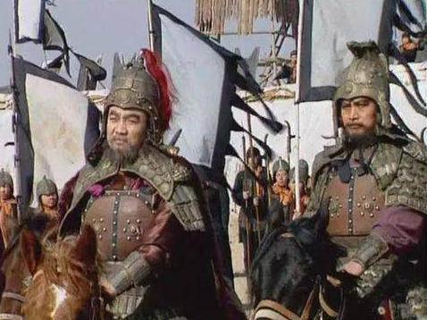 从许褚典韦三次大战中看，谁更胜一筹