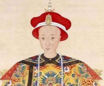 在清朝时期。有哪一位皇帝是以嫡长子即位的
