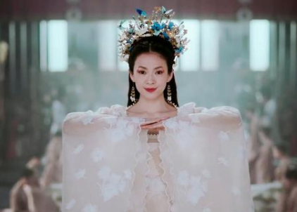 出身不凡的王神爱，经历了怎样的磨难