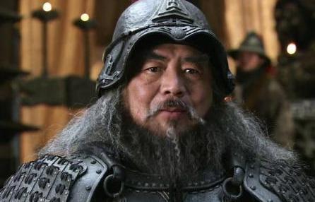 如果董卓篡位成功会怎么样 身为干儿子的吕布有继承的权利吗