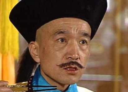 纪晓岚和刘墉为什么不联合起来干掉和珅 只因为他们不够资格