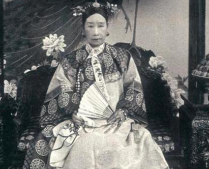 李莲英有什么特长存在 李莲英为什么还能深受慈禧宠爱