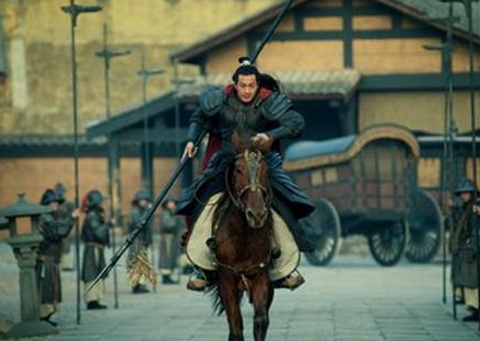 陈宫作为一个厉害的谋士 陈宫为什么不去追随刘备