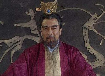 许褚杀了许攸，曹操为什么没有责罚他