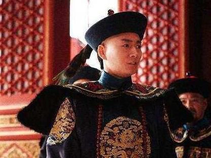 载沣荣华富贵不要,为什么只愿住在一间小房子里