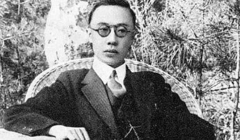 载沣荣华富贵不要,为什么只愿住在一间小房子里