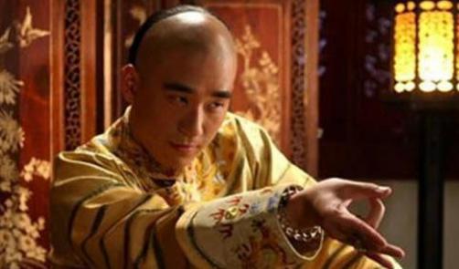 嘉庆皇帝是怎么铲除和珅的