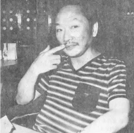 古龙作品的写作特点是什么样的 有关于他的评价如何