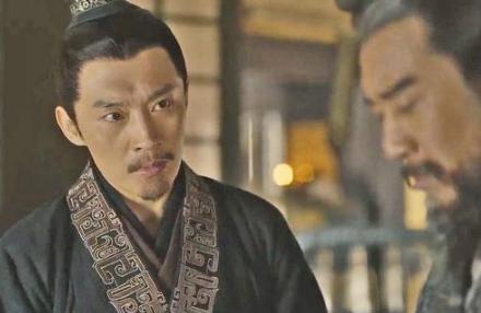 “郭嘉不死卧龙不出”,郭嘉为什么被称作“三国第一鬼才谋士”