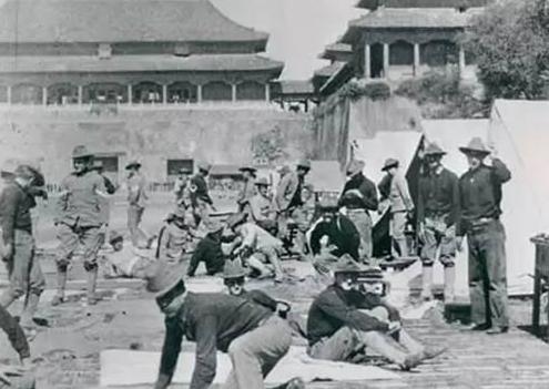 爱新觉罗&middot;溥儁差点成了清朝最后一个皇帝，他的晚年生活怎么如此落魄不堪