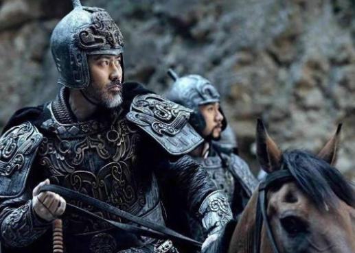 曹彰不愿读书时，曹操是怎么做的