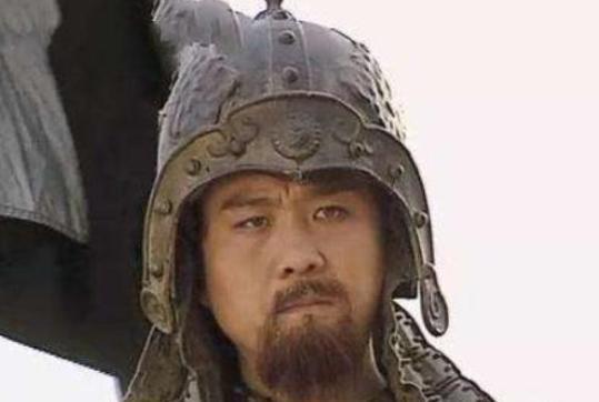 曹彰不愿读书时，曹操是怎么做的