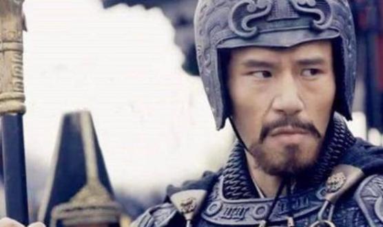 曹彰不愿读书时，曹操是怎么做的