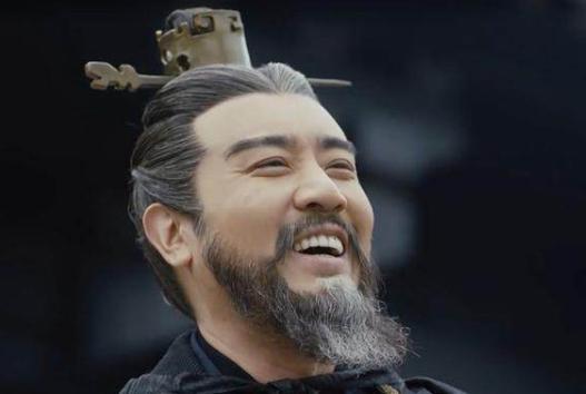 曹操为什么要说荀攸智可及，愚不可及