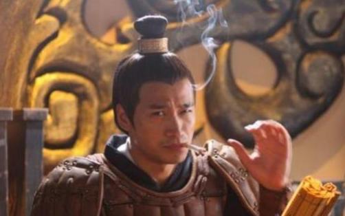 周勃对汉文帝有拥立之功，为什么汉文帝看不惯他