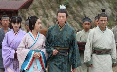 周勃对汉文帝有拥立之功，为什么汉文帝看不惯他