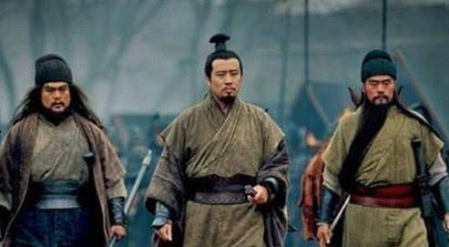 刘备为什么回选让张飞对阵马超