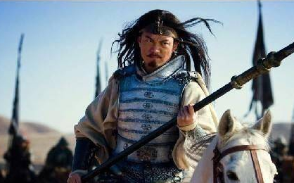 刘备为什么回选让张飞对阵马超