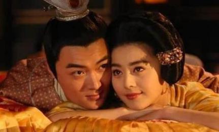 后宫佳丽皇帝怎么做到雨露均沾