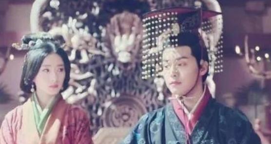 荀彧为什么要让曹操把女儿嫁给汉献帝做皇后