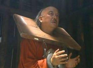 乾隆一死和珅被赐死，跟和珅一起的纪晓岚怎么样了