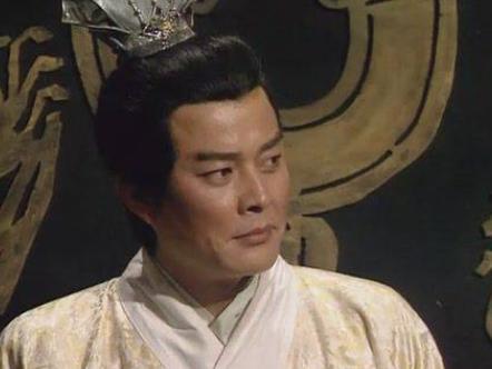 孙策死后，周瑜为什么没有称王