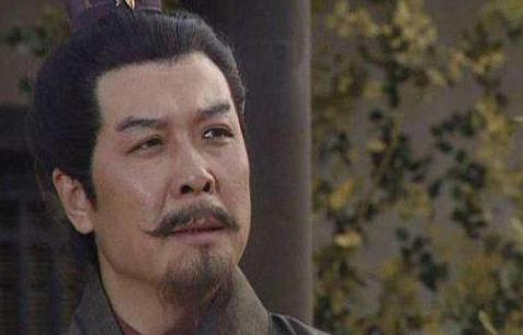 刘备和孔明为什么处处庇护魏延