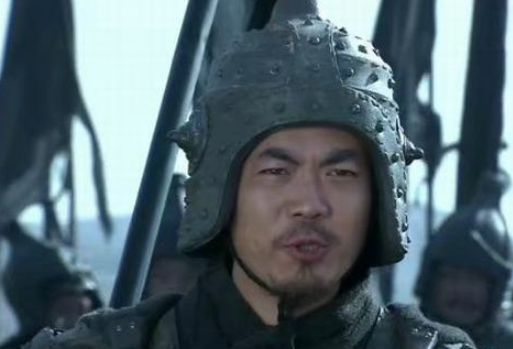 庞德和张辽张郃都是降将，为什么庞德待遇更好