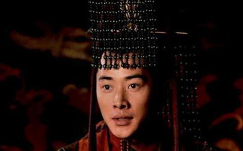 袁术实力雄厚，那他为什么会失败