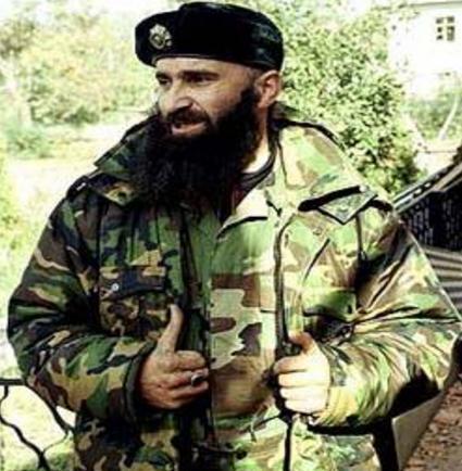 车臣匪首巴萨耶夫和他妻子英吉拉的爱情故事 他们是怎么相识的