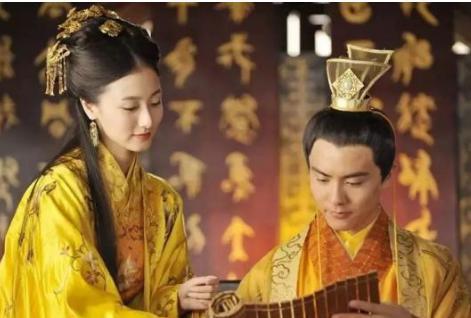 赵惇的父亲驾崩之后，为什么连丧礼都不敢去