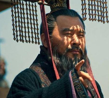 曹操嫁女儿嫁一个就好了 为什么三个人都嫁给同一个人呢