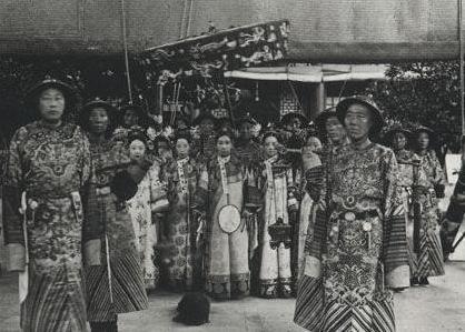 慈禧西逃都做了哪三件伤天害理的事情 为什么说大清不亡才怪呢