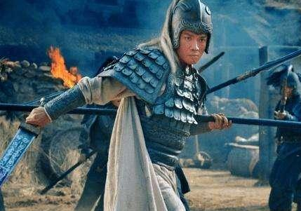 刘备称王称帝时对百官封赏 刘备为什么不给赵云封官