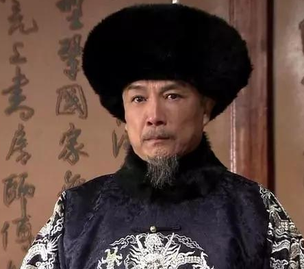 鳌拜手握重兵却乖乖束手就擒 鳌拜为什么不造反