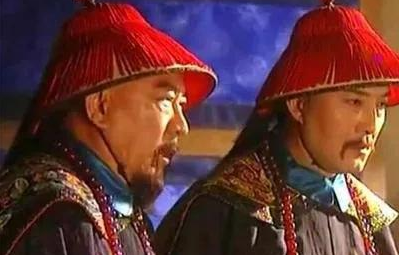 鳌拜手握重兵却乖乖束手就擒 鳌拜为什么不造反