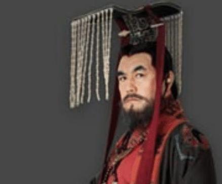 秦始皇在位时期项羽和刘邦为什么不敢造反 秦始皇实力有那么强吗