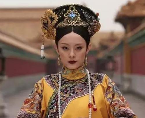 历史上的甄嬛是怎么从一个格格逆袭成皇太后的