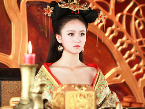 羊献容历经五废六立，她如何在乱世中明哲保身