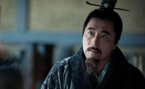 萧何身怀帝王之才,为什么却甘愿寄人篱下