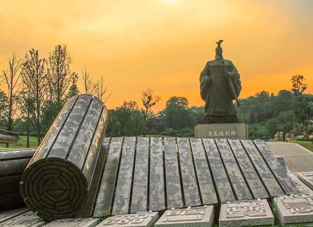 李世民为什么不杀开国功臣 只能说李世民太年轻了